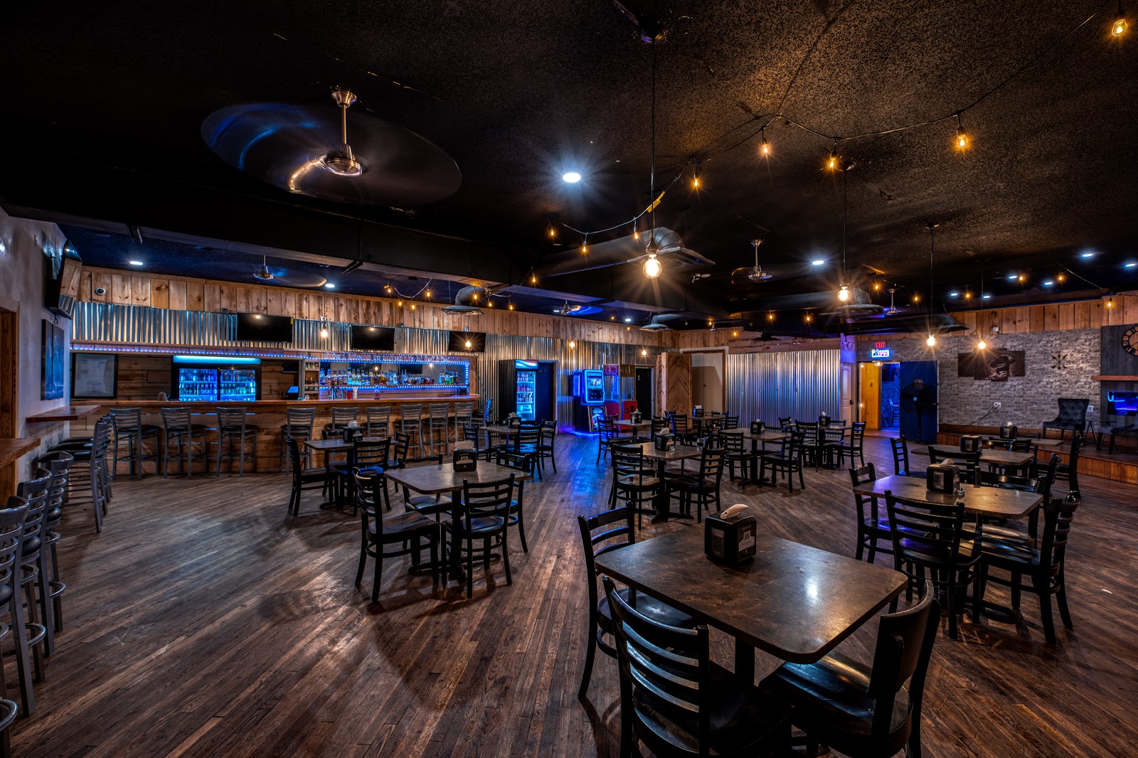 Old 181 Bar and Grill dining room with string lights and bar